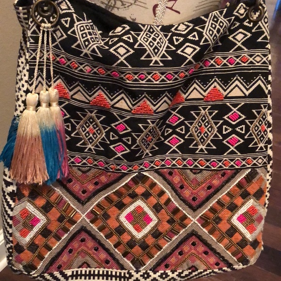 LOVESTITCH BEADED BOHO SHOULDER PURSE - Picture 3 of 7